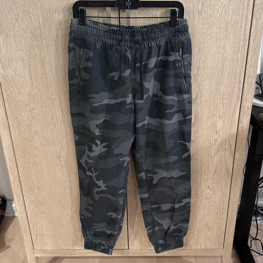 WORN ONCE, TNA denim joggers
